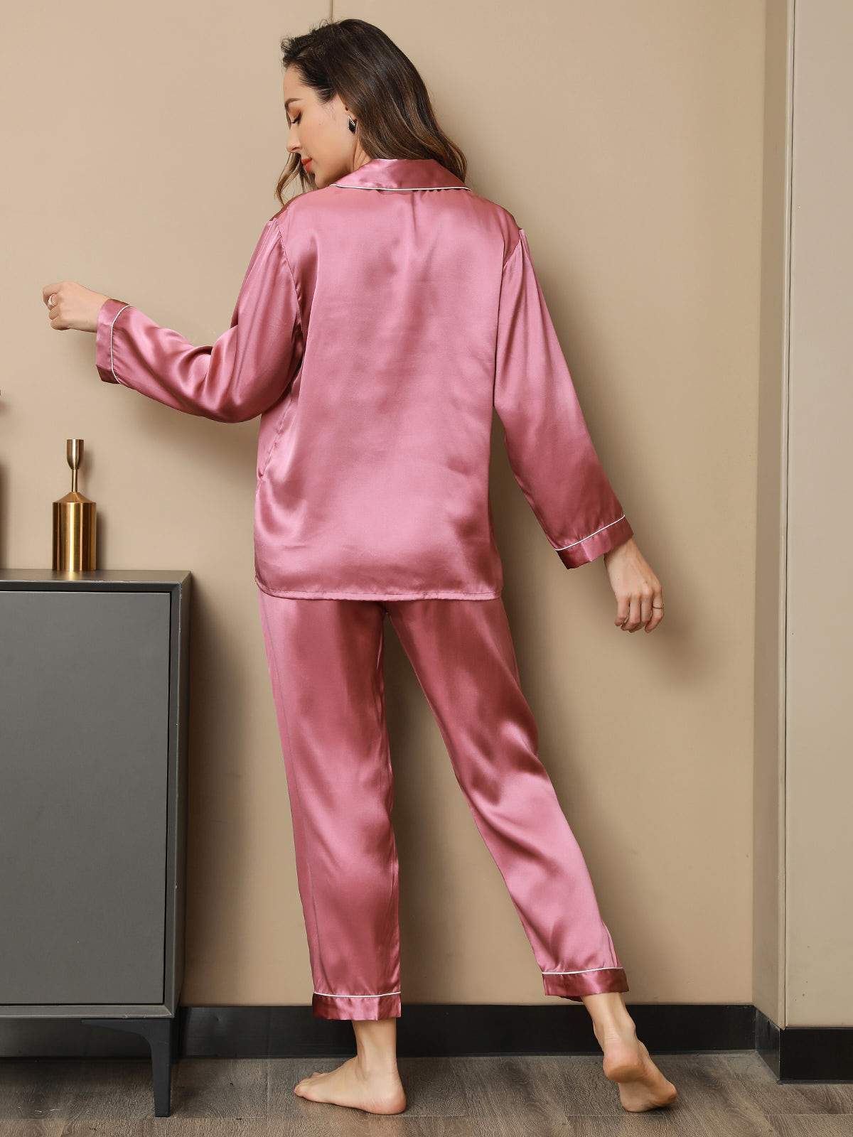 Luxe Satijnen Pyjamaset Moerbeizijde