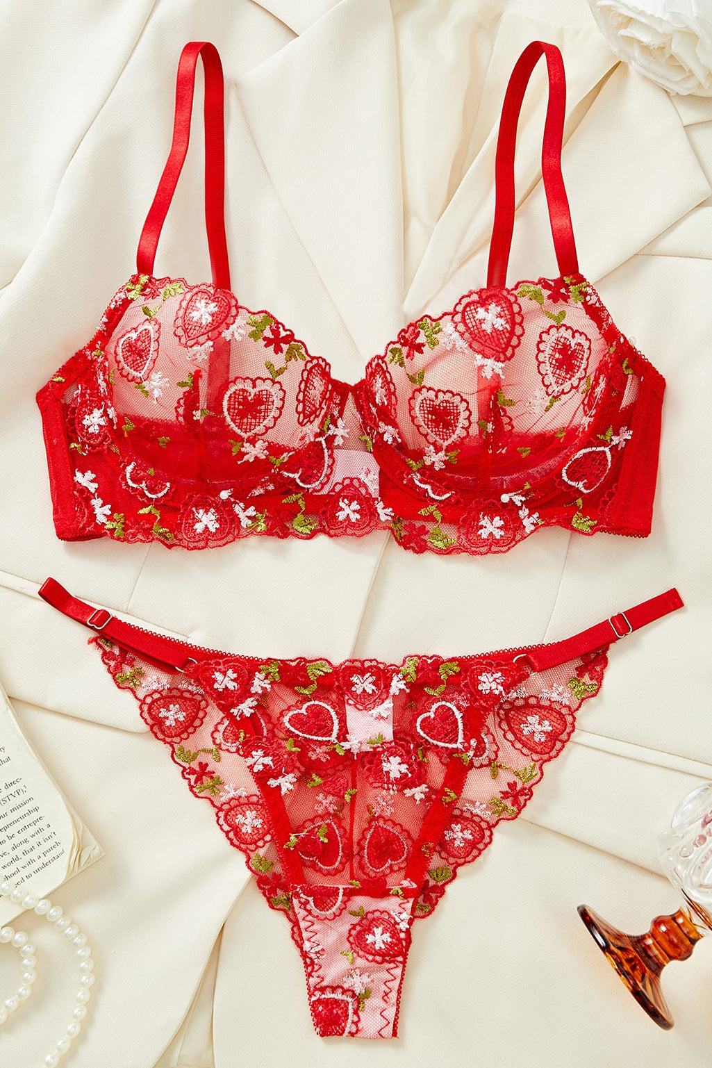 White Lace Heart Embroidery Set - Lingerieset Dames Kant – Rood Met Geborduurde Mesh – Luxe Set