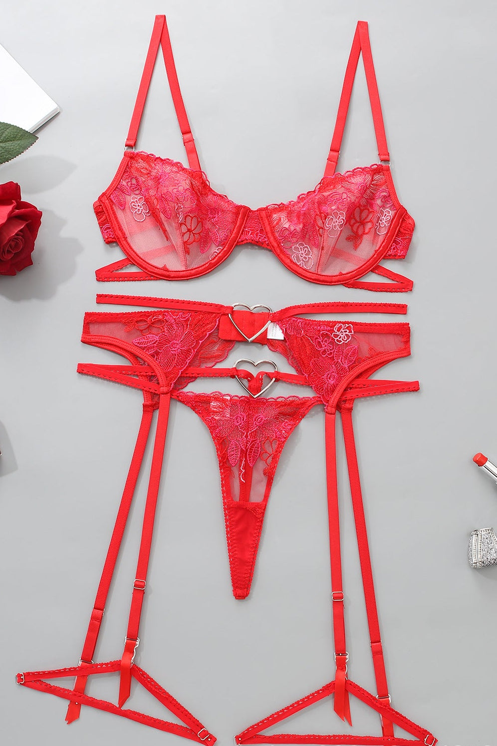 Lingerieset Dames Kant – Rood Met Jarretelgordel – Elegante Set met Sensuele Look