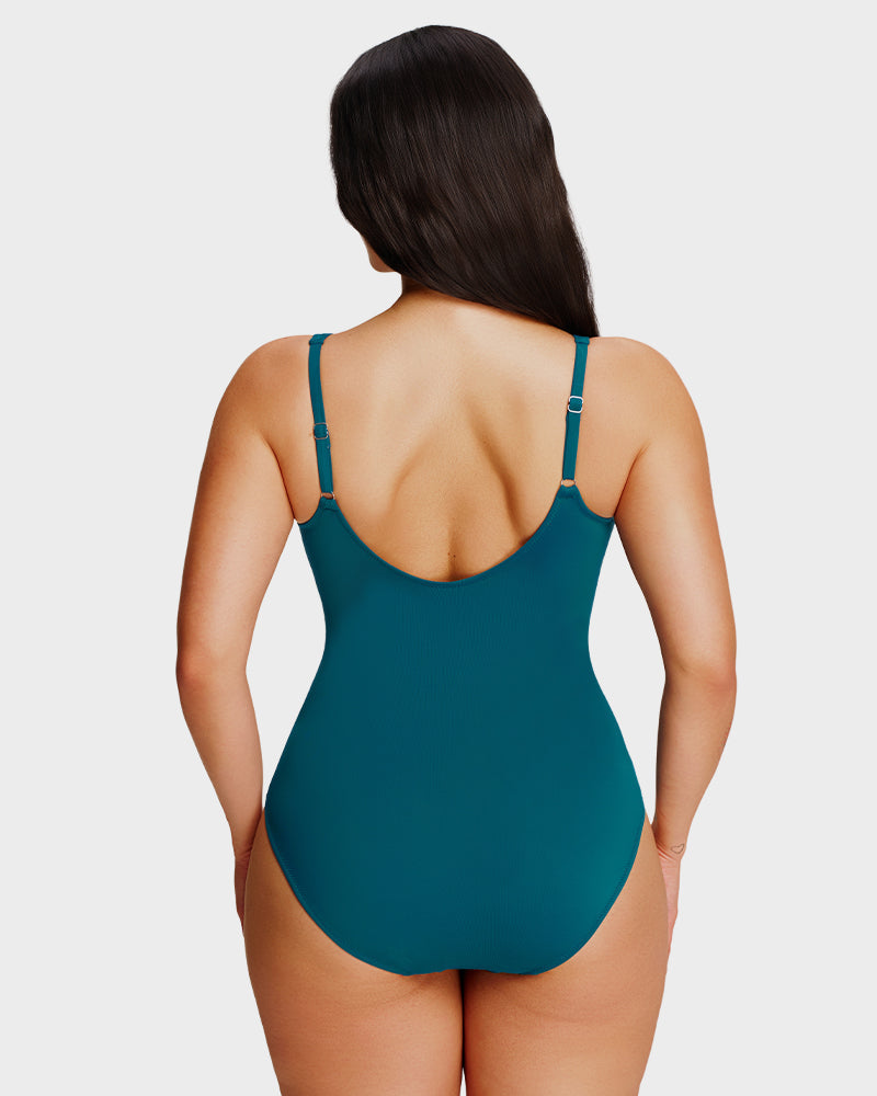 TENA Badpak Dames – Tijdloos Model met Comfortabele Shaping Fit