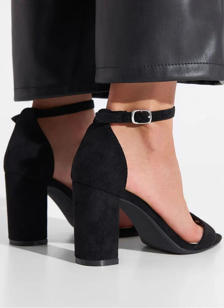 Dames Pumps met Enkelbandjes en Blokhak