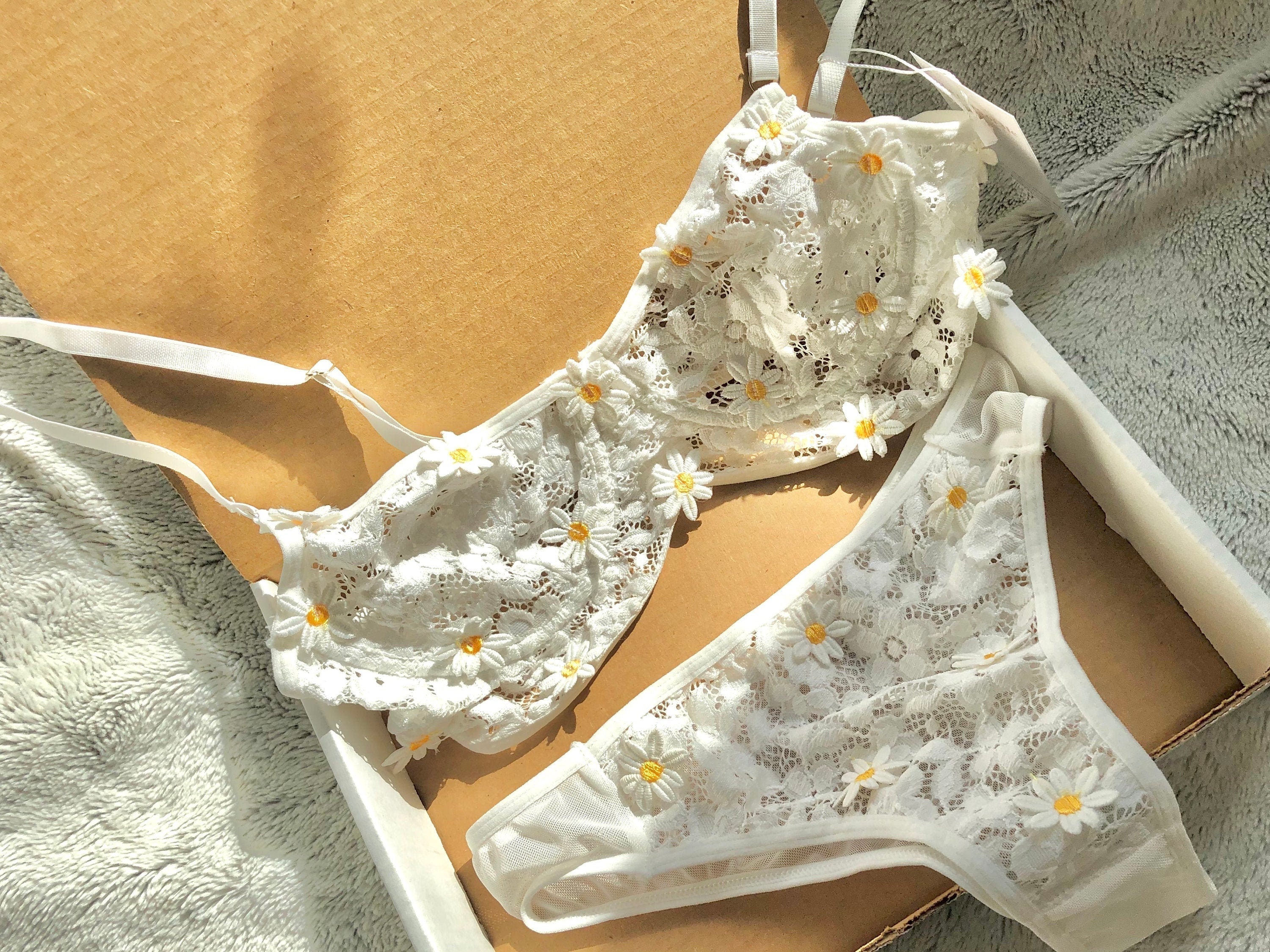 EMBROIDERY COLLECTION - Lingerieset Dames Geborduurd – Elegante Set met Comfort