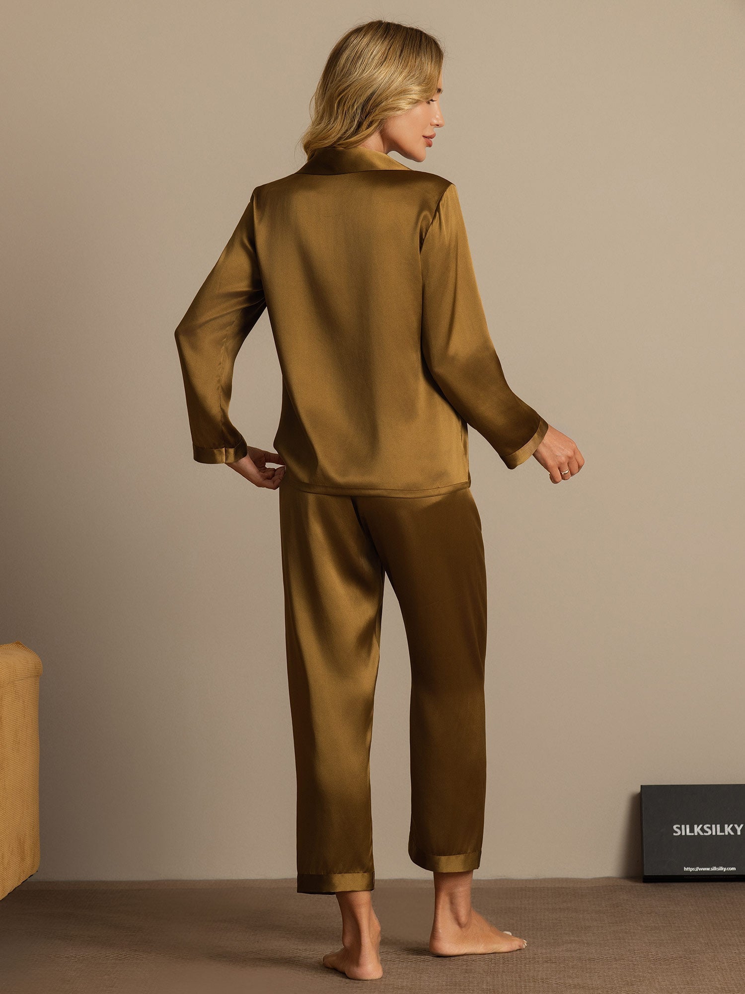 Luxe Satijnen Pyjamaset Moerbeizijde