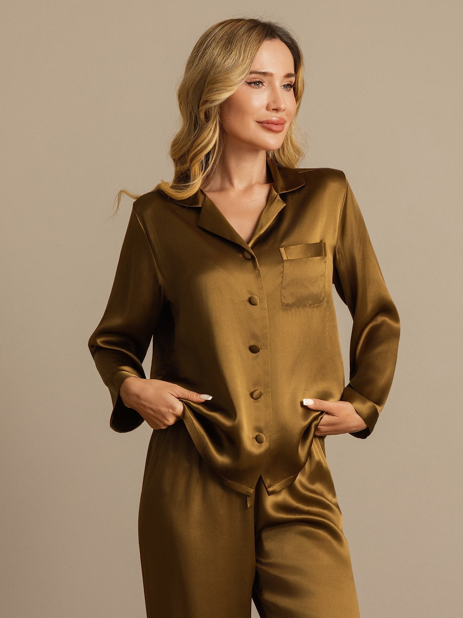 Luxe Satijnen Pyjamaset Moerbeizijde