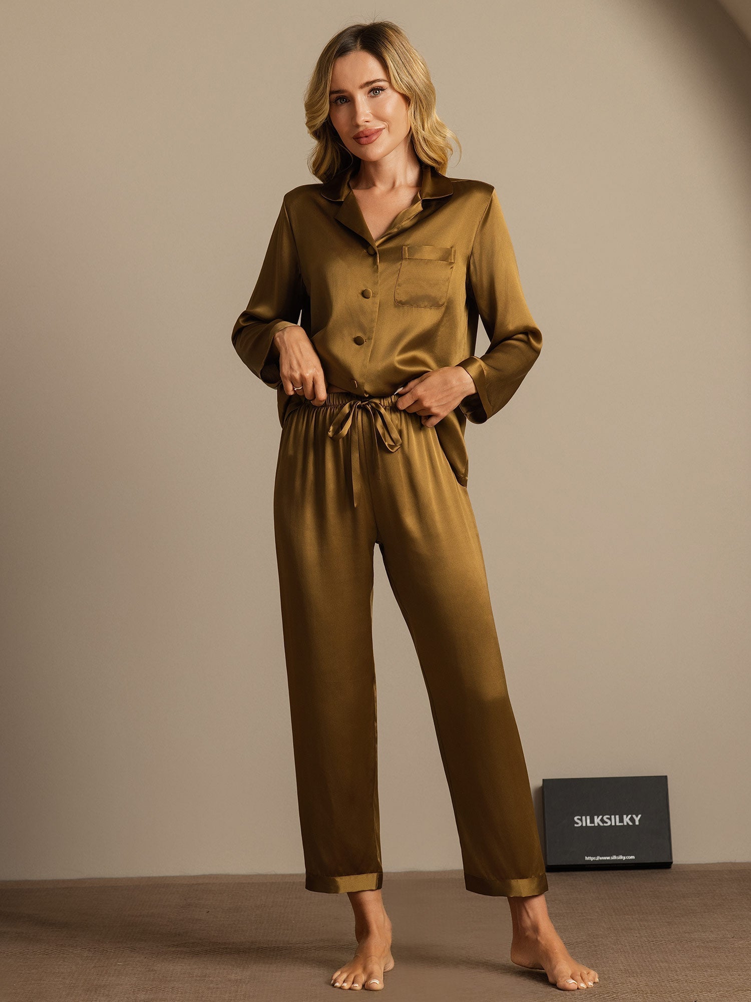 Luxe Satijnen Pyjamaset Knoopsluiting