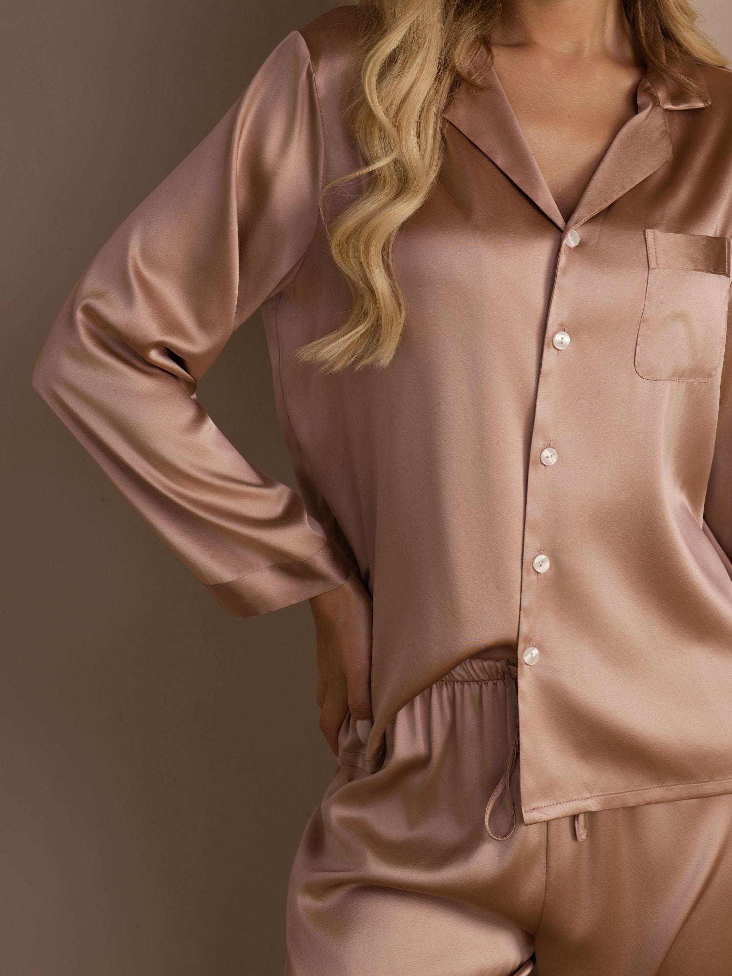 Luxe Satijnen Pyjamaset Knoopsluiting
