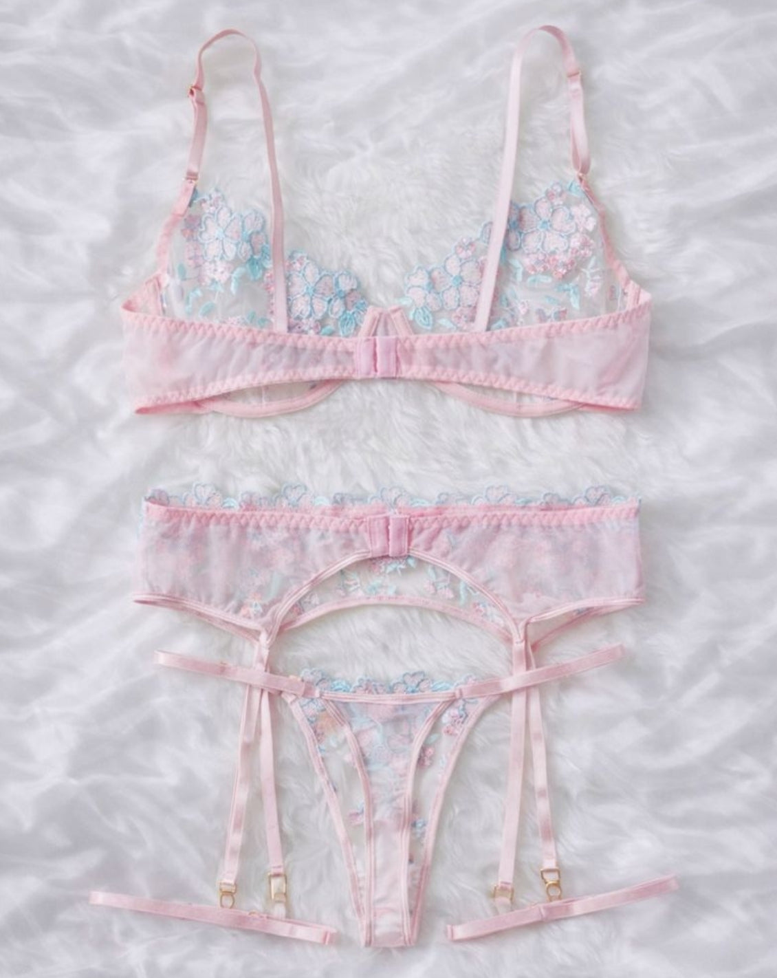 LARA - Lingerieset Dames Kant – Met Bloemenbandjes – Verleidelijke Set met Soepele Pasvorm