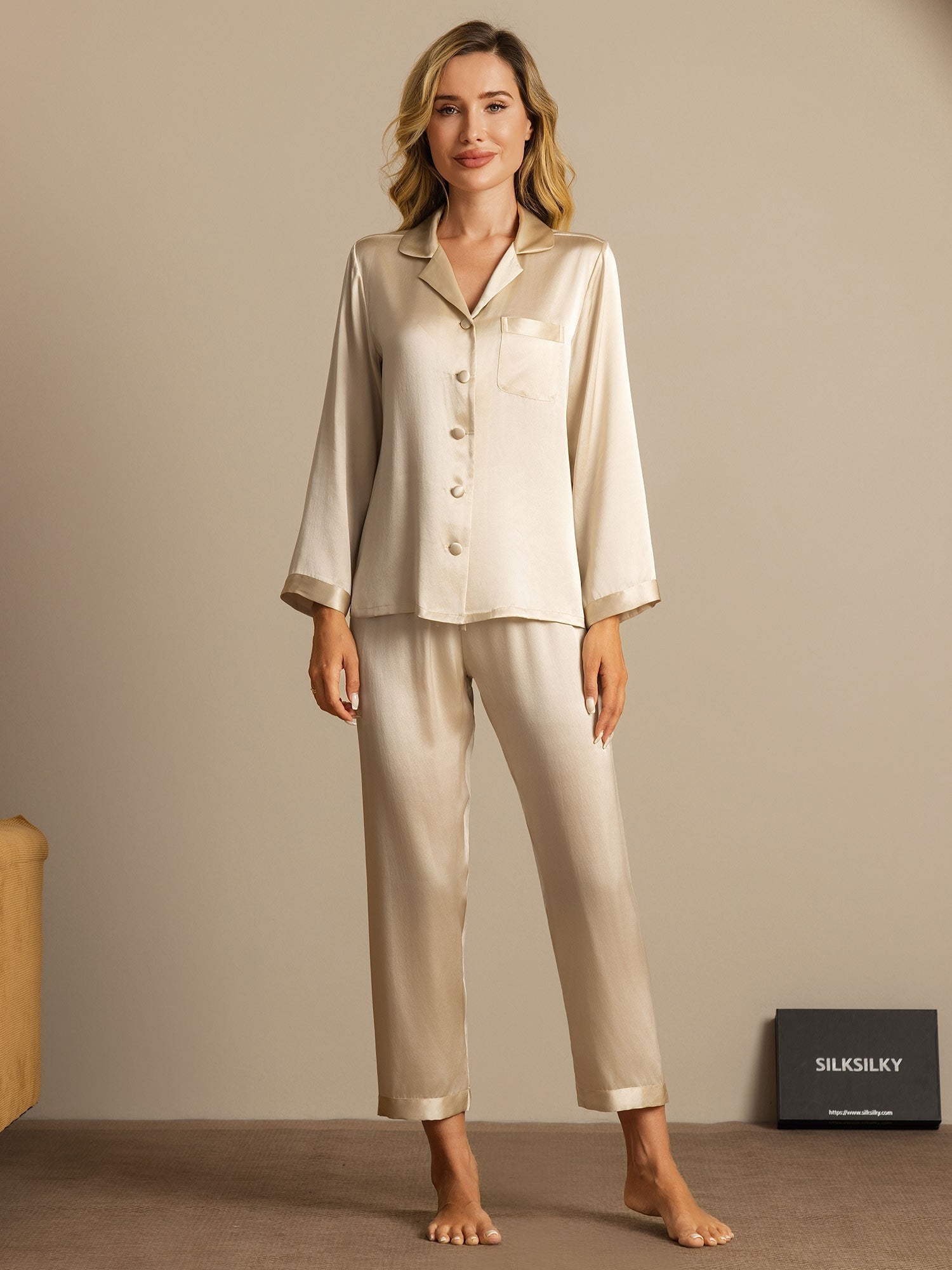 Luxe Satijnen Pyjamaset Moerbeizijde