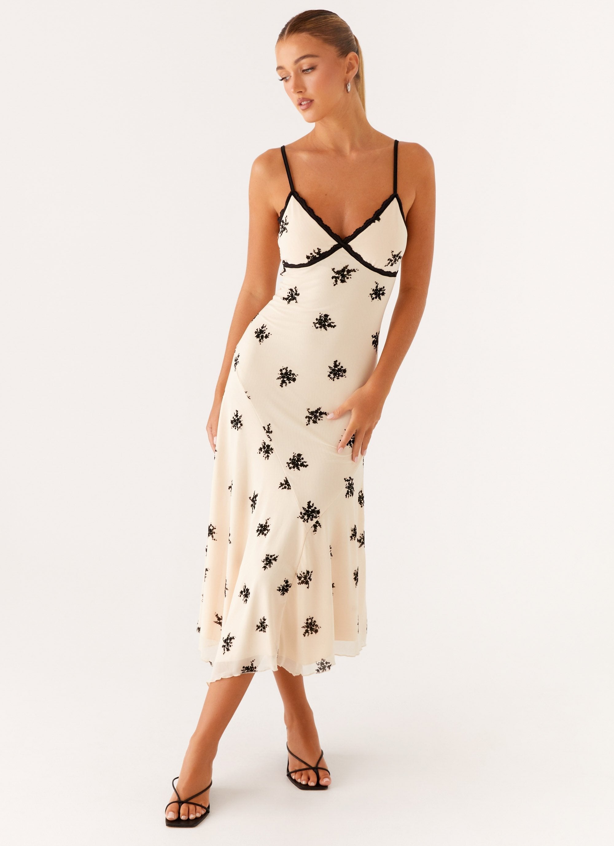 Midi Jurk Bandjes – Asymmetrische Zomerjurk