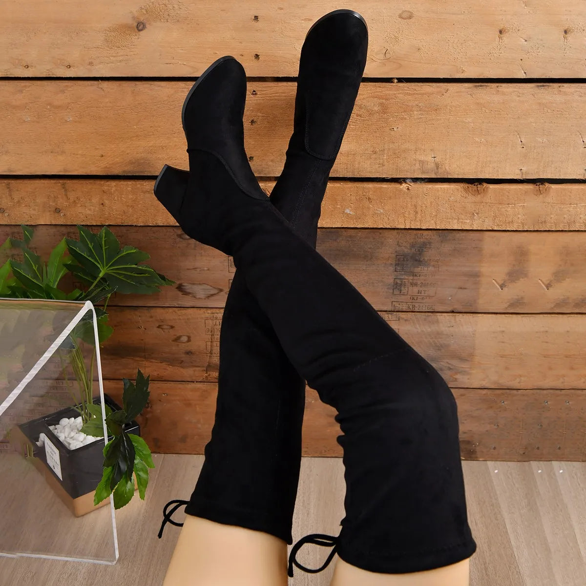 Dames Overknee Laarzen met Blokhak en Elegante Details | Elana