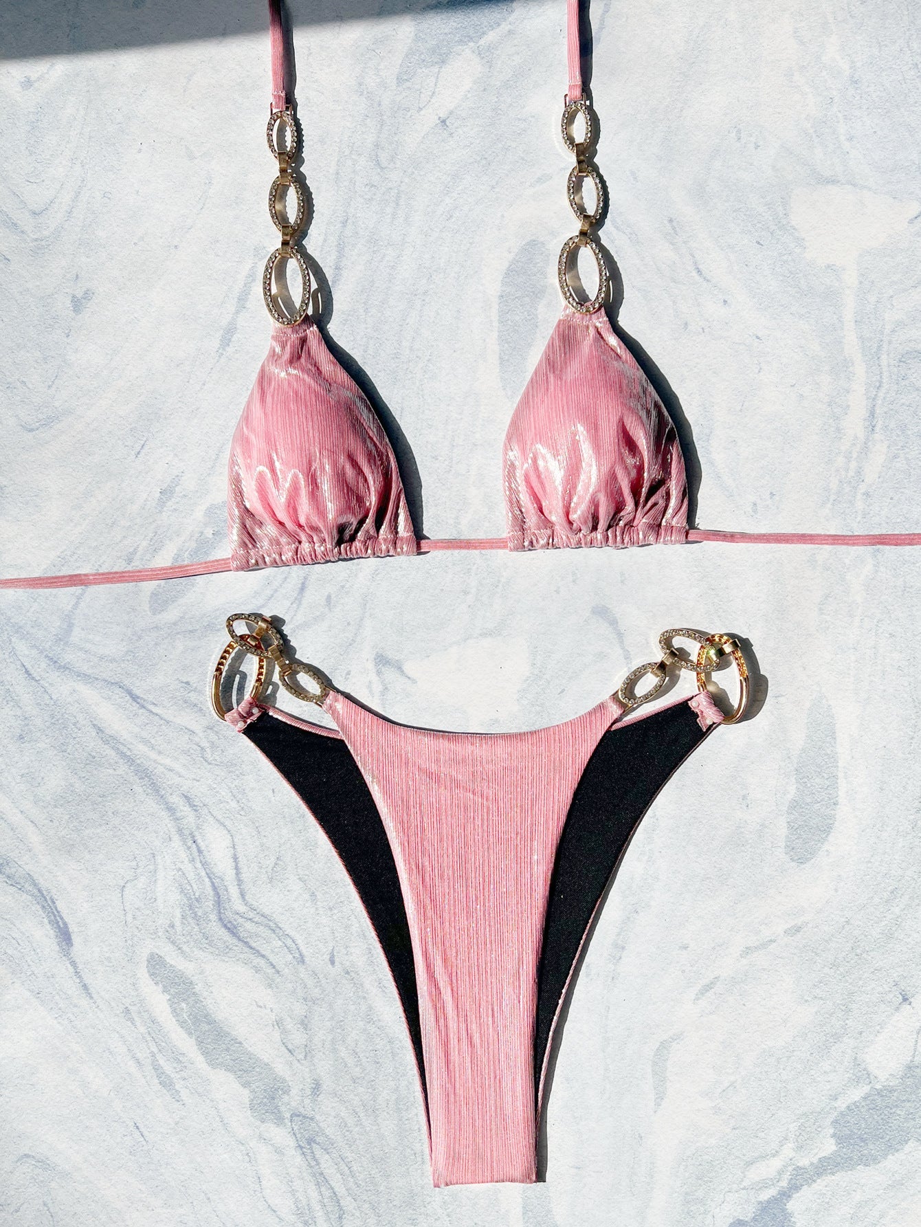 Roze Shimmer Bikini Dames – Halter Set met Ring Detail