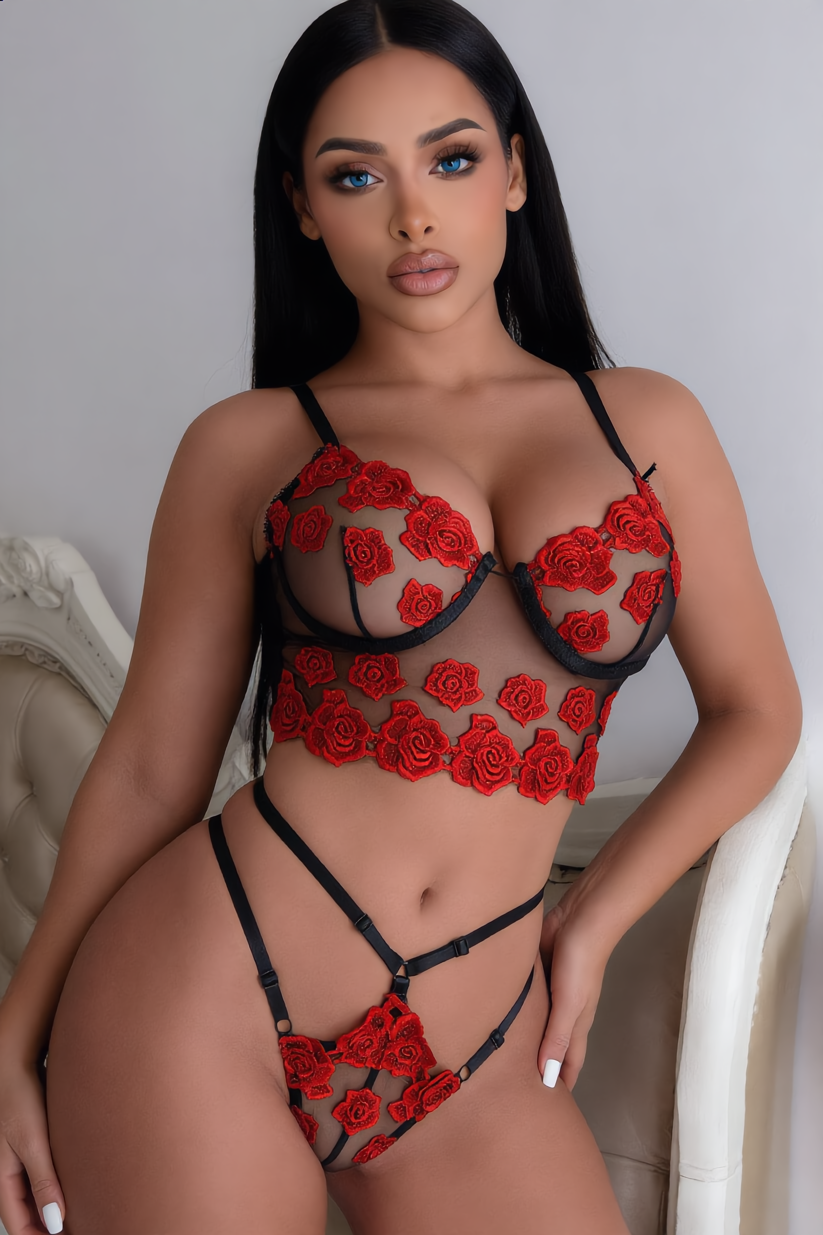 Bustier Set Dames Kant – Zwart Met String En Rozen – Verleidelijke Set met Soepele Pasvorm