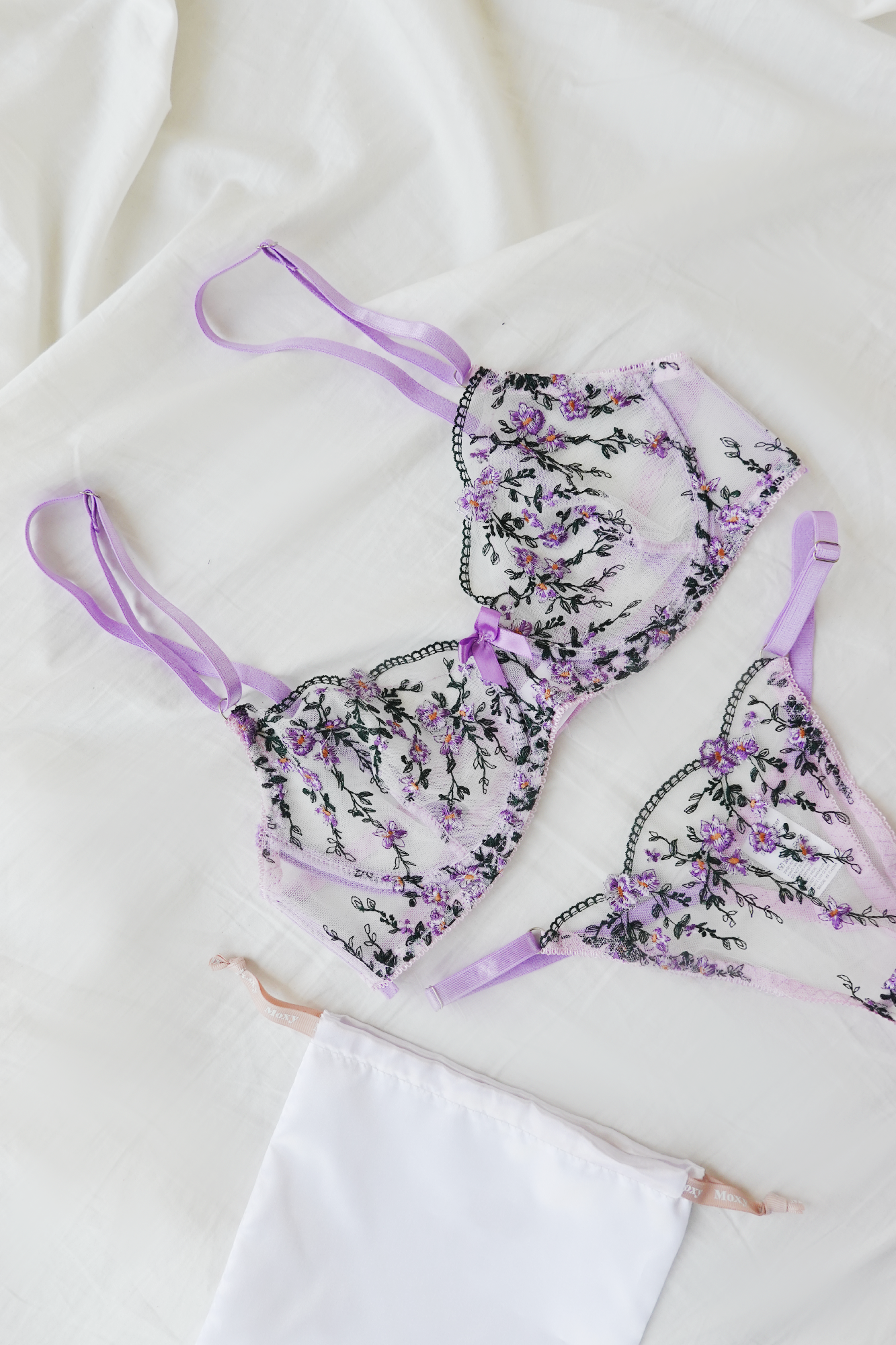 EMBROIDERY COLLECTION - Lingerieset Dames Geborduurd – Elegante Set met Comfort