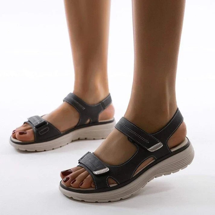 Aveline Dames Comfort Sandalen | Dubbele Verstelbare Banden met Klittenbandsluiting